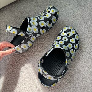 Black Daisy Print Clogs